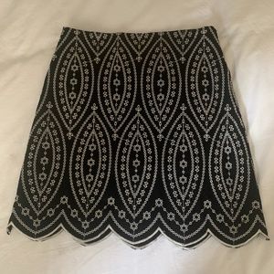Scalloped skirt- NWT